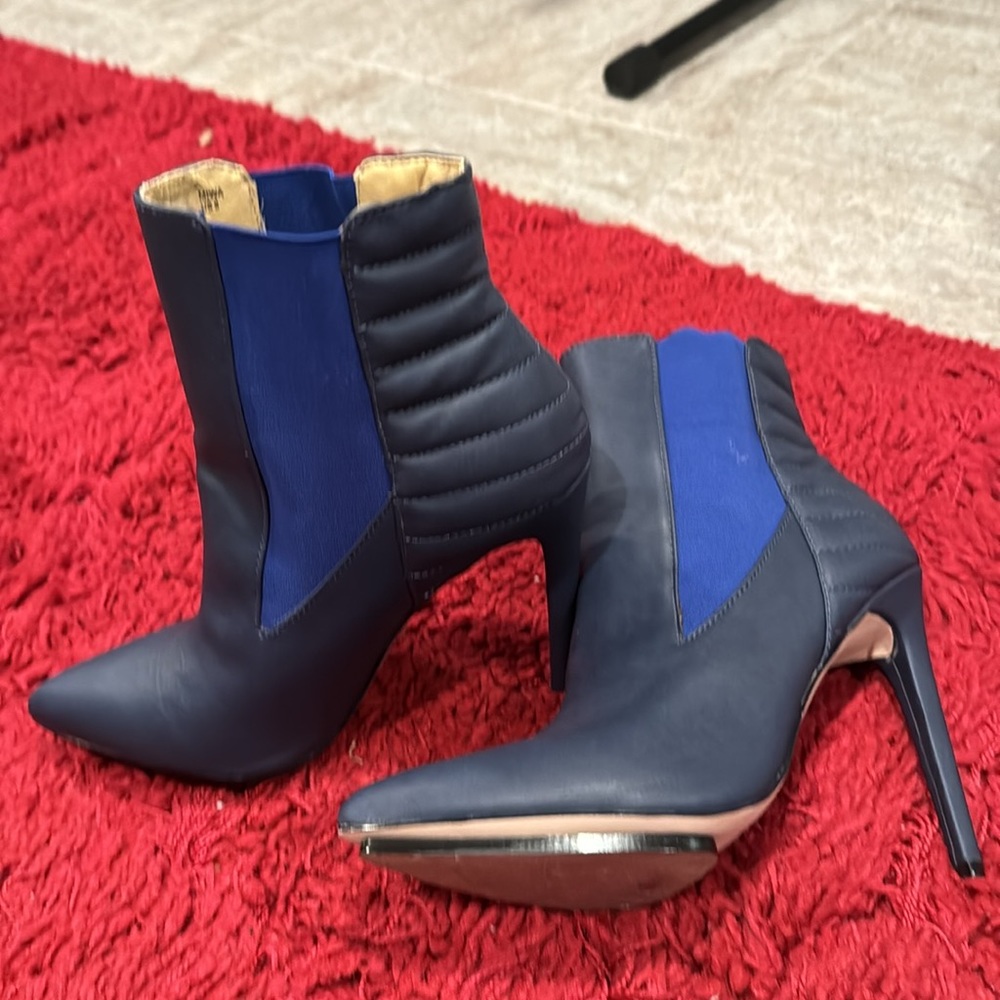 Blue leather booties - Picture 7 of 11
